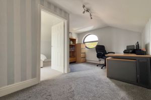 Bedroom 4/Study- click for photo gallery